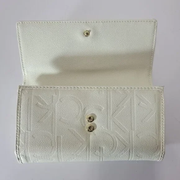 Calvin Klein Cream Wallet - Picture 3 of 15
